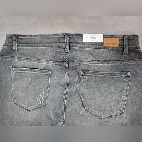 Judy Blue High Waist Skinny Jeans - Picture 6 of 9